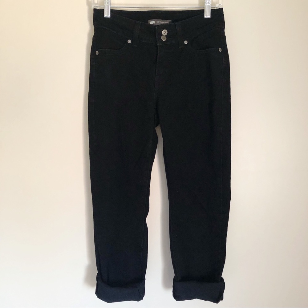 Black Levi 529 Curvy Straight